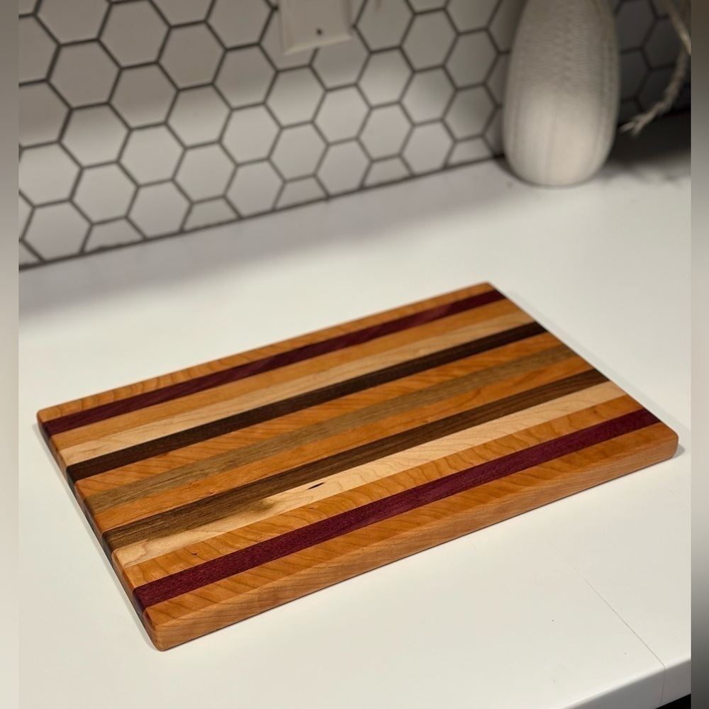 NEW Handmade wood cutting board